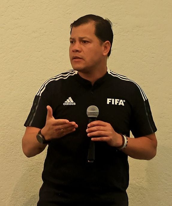 Víctor Hugo Carrillo es el presidente de la CONAR desde junio de 2025.