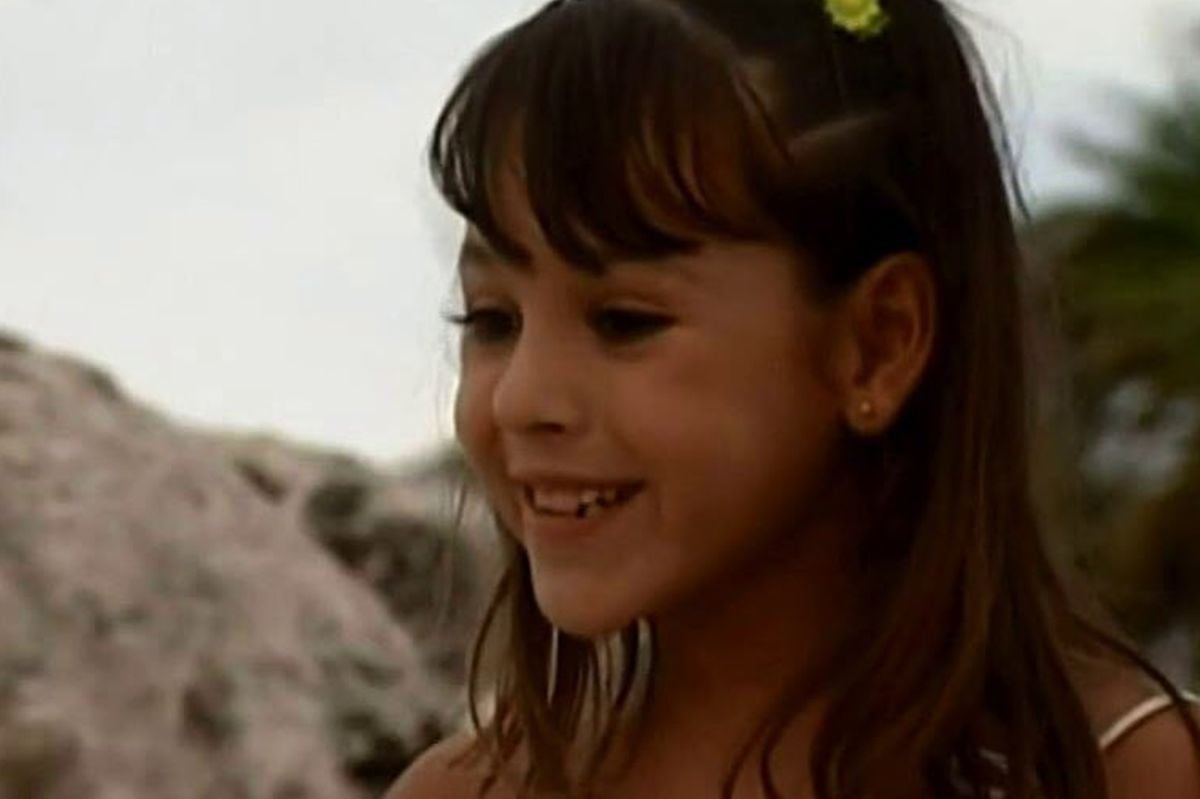 Danna Paola en "De pocas pulgas" (Foto: Televisa)