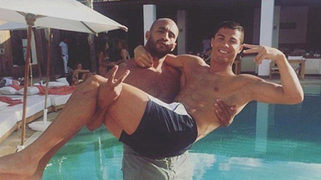Cristiano Ronaldo y la lamentable noticia que recibió sobre su amigo, el luchador marroquí