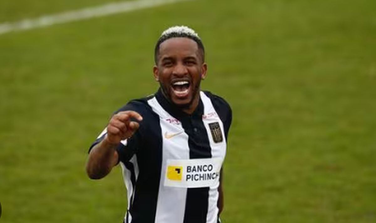 En 2021 volvió a Alianza Lima tras un paso por el fútbol de Rusia. (Foto: Archivo El Comercio)