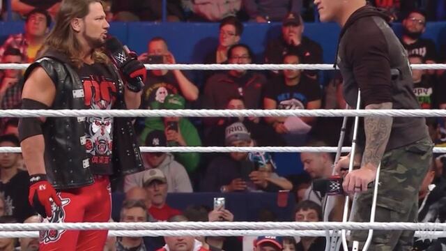 No había lesión: Randy Orton engañó a AJ Styles y luego le aplicó su RKO [VIDEO]