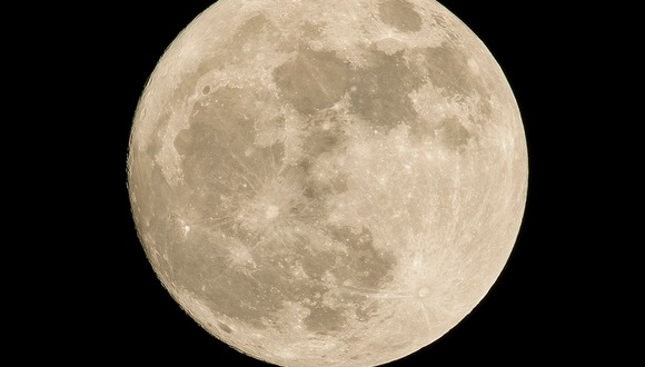 Conoce a qué hora ver la Luna de Flores 2024. (Foto: Pixabay)