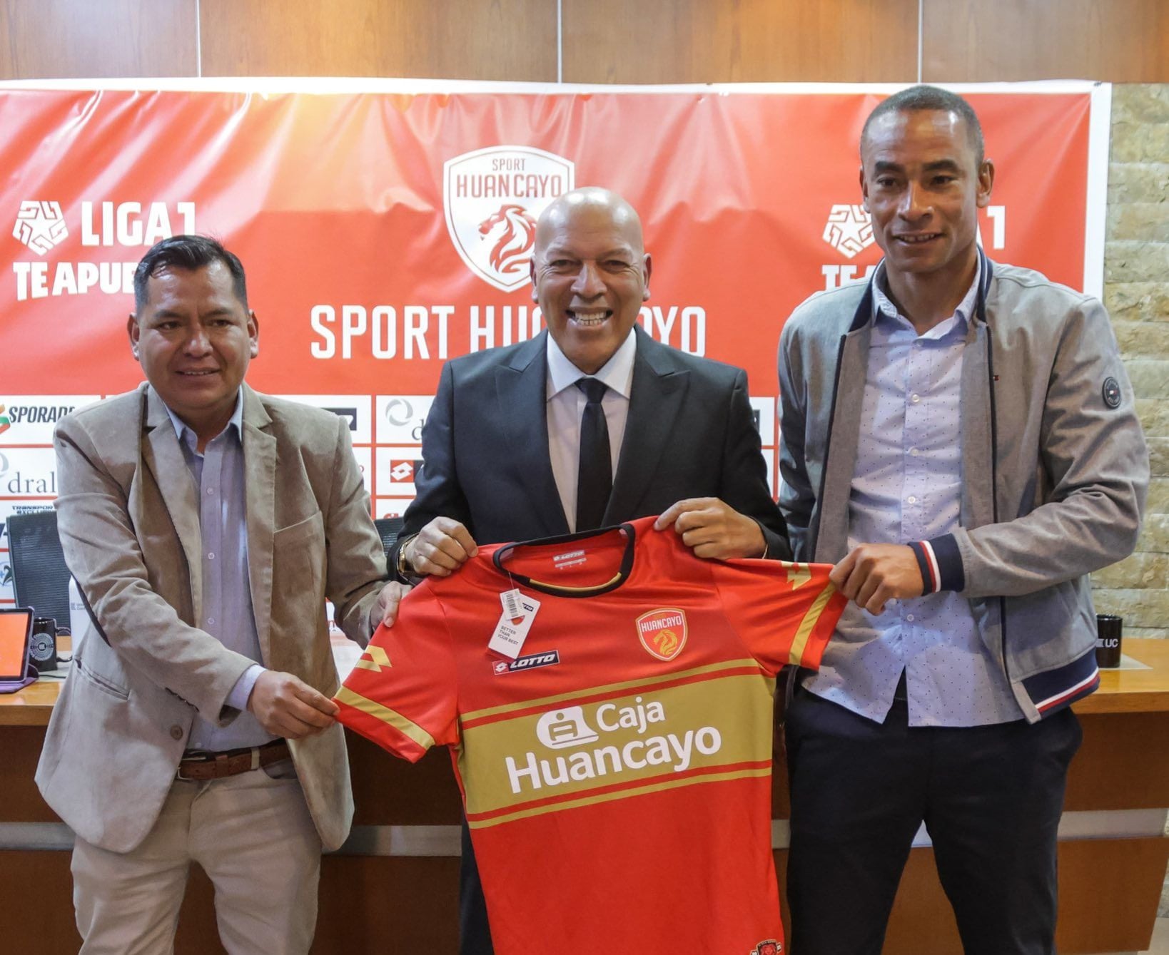 Mosquera fue presentado hace solo unas semanas. (Foto: Sport Huancayo)