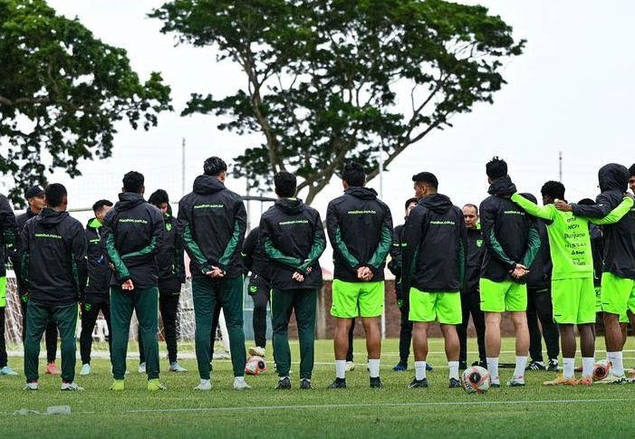 El próximo domingo 21 de diciembre, ambos seleccionados se enfrentarán en un amistoso de preparación, sobre todo para el conjunto altiplánico que disputará el repechaje mundialista.