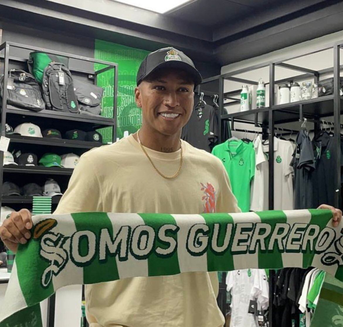 Pedro Aquino se convirtió en nuevo refuerzo del Santos Laguna. (Foto: Santos Laguna)