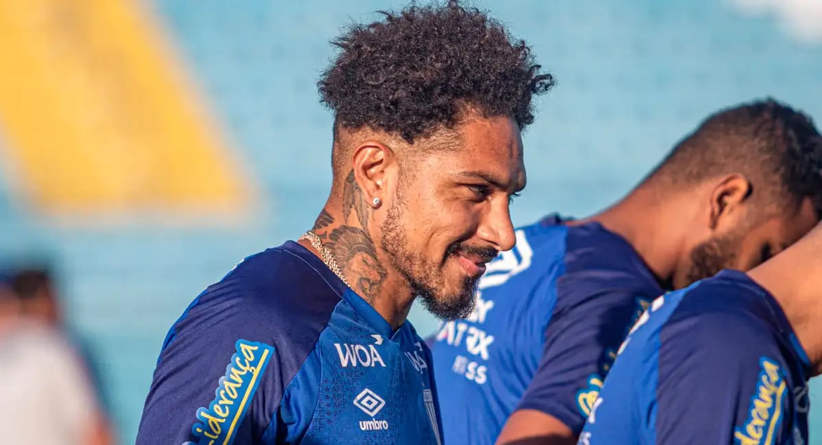 Paolo Guerrero tuvo una breve etapa en 2022 con la camiseta de Avaí. (Foto: Leandro Boeira/ @AvaiFC)