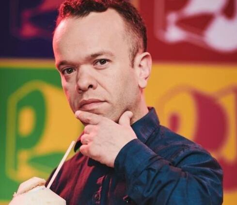 Juan Espinosan ha logrado una gran popularidad en el magazine "El Gordo y la Flaca" (Foto: Carlitos el productor / Instagram)