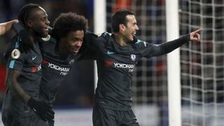 Chelsea venció 3-1 al Huddersfield Town y se aferra a la esperanza del título de la Premier League