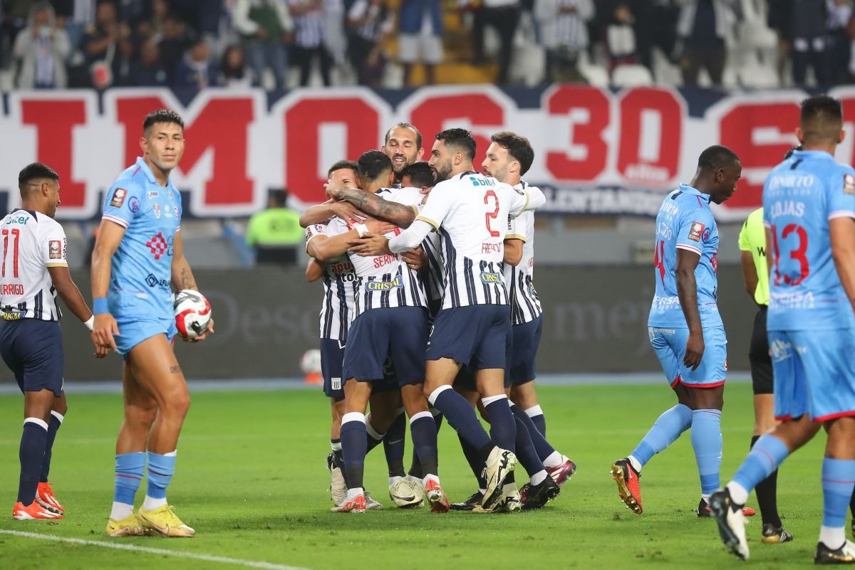 Cabeza fría y un ‘Bigote’ inspirado: triunfo sufrido en casa para soñar con la épica ante Fluminense. (Foto: Jesús Saucedo/GEC)