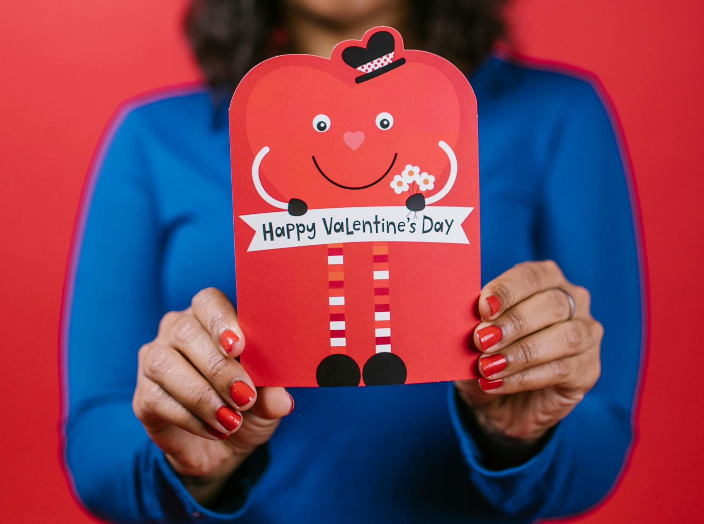 Valentine’s Day, celebrated every February 14th, is a date dedicated to commemorating love and affection between people. (Photo: RDNE Stock project / Pexels)