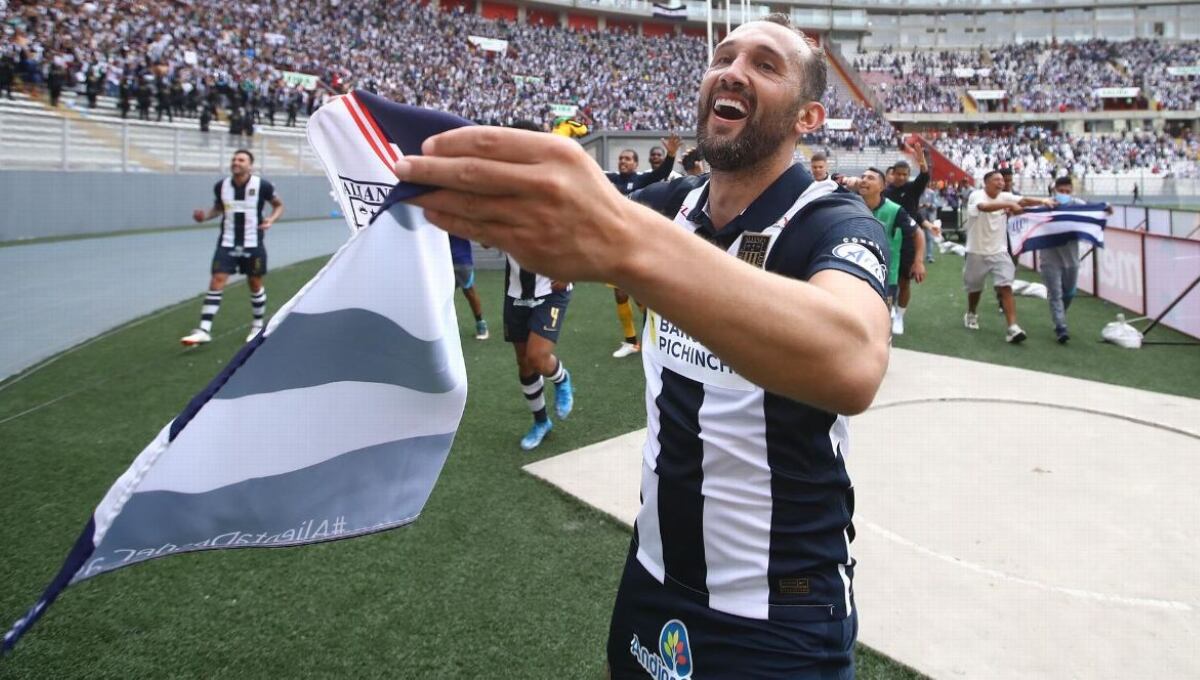 Hernán Barcos fue clave en el título nacional de Alianza Lima en el 2021. (Foto: GEC)