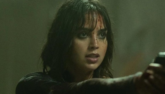 Melissa Barrera como Joey en una escena de la película de terror "Abigail" (Foto: Universal Pictures)