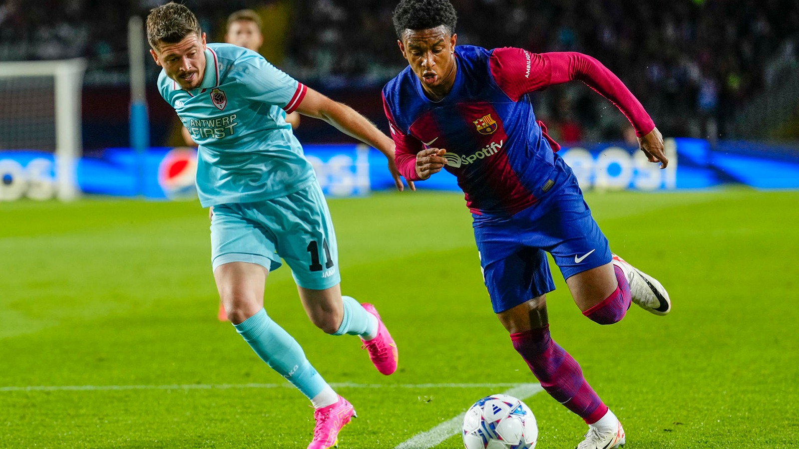 Barcelona vs. Antwerp se enfrentaron por la Champions League. (Foto: EFE)