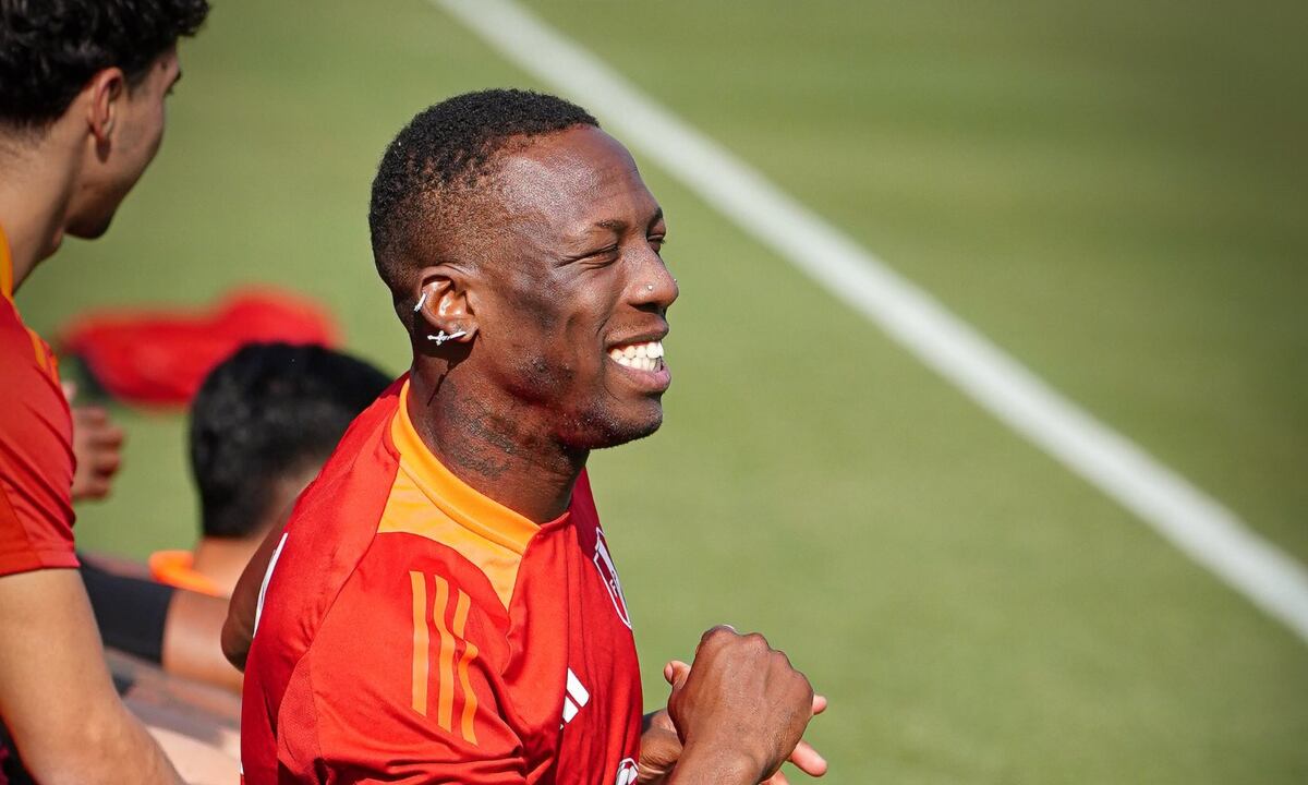 Luis Advíncula es titular en Boca y uno de los más experimentados en Perú. (Foto: Bicolor)