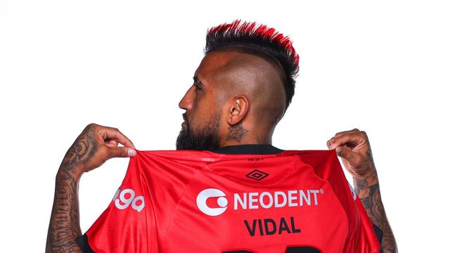 Mientras Flamengo negocia con Ramos, Paranaense oficializa a Vidal: otra ‘bomba’ en Brasil
