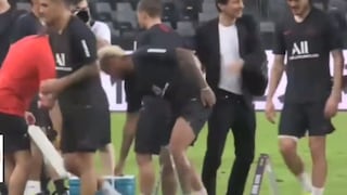Todo está podrido en el PSG: Neymar no quiso saludar a Leonardo y las cámaras lo captaron [VIDEO]