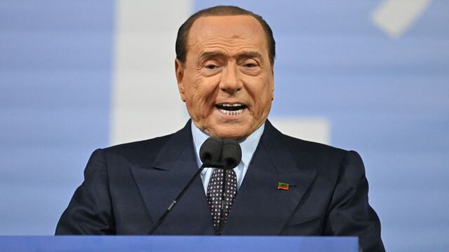 Quién fue Silvio Berlusconi y cuál fue la causa de su muerte 