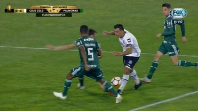 ¡Era el empate! El remate de Carmona que rozó el palo del arco de Palmeiras [VIDEO]