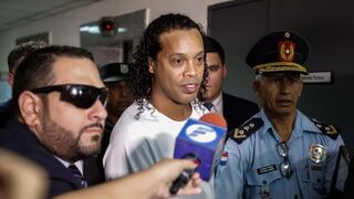 Con ‘palo’ en el día de su cumpleaños: duras críticas para Ronaldinho tras caer en prisión