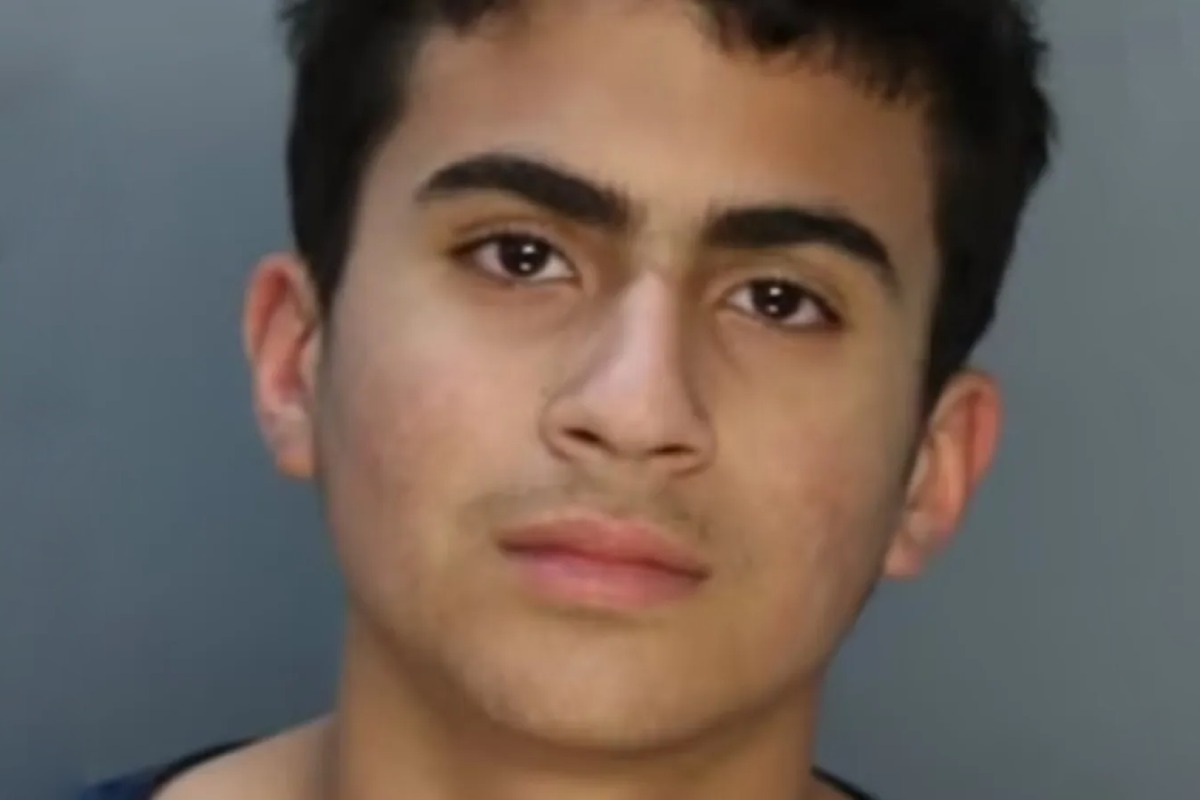 Derek Rosa enfrenta cargos muy graves pese a su edad de 13 años. El joven podría ser condenado a cadena perpetua (Foto: NBC / YouTube)