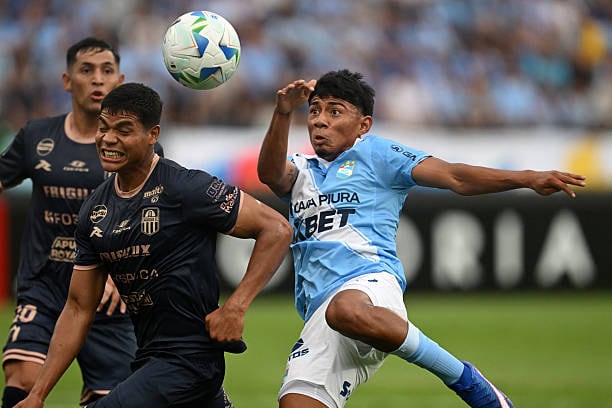 Maxloren Castro aparece como opción en el ataque de Sporting Cristal. (Foto: Getty Images)