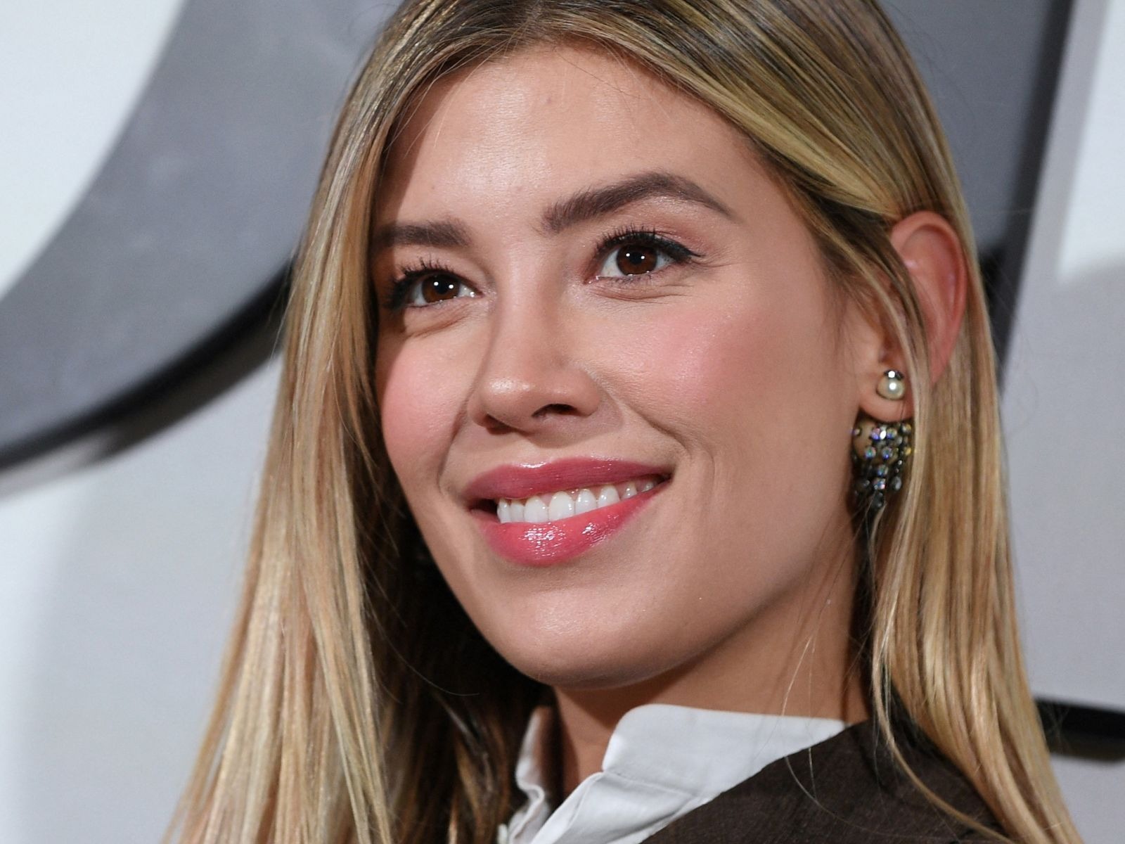 Michelle Salas se veía muy elegante en su enlace matrimonial (Foto: AFP)