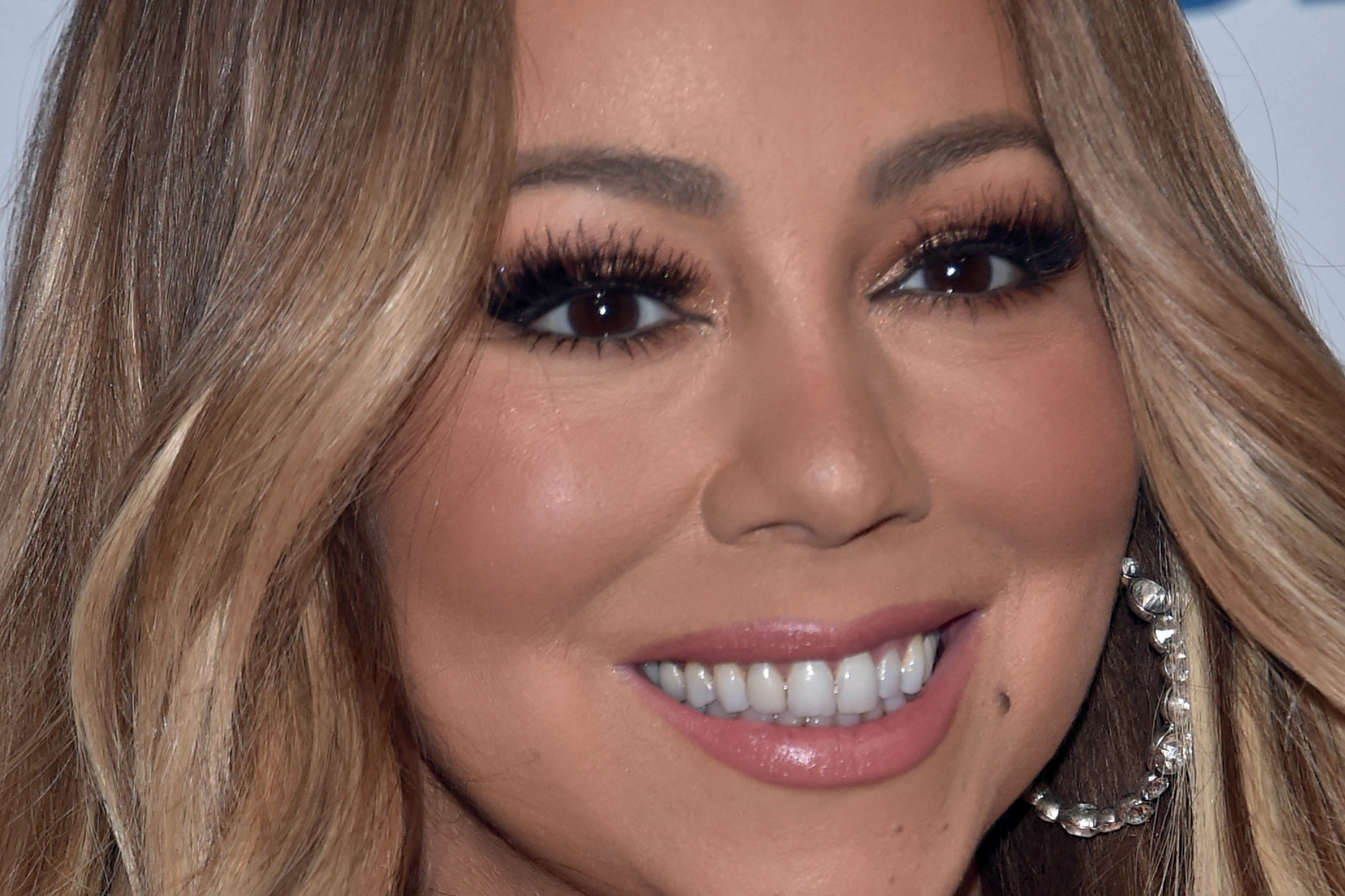 La intérprete Mariah Carey estaría separándose de Bryan Tanaka (Foto: AFP)