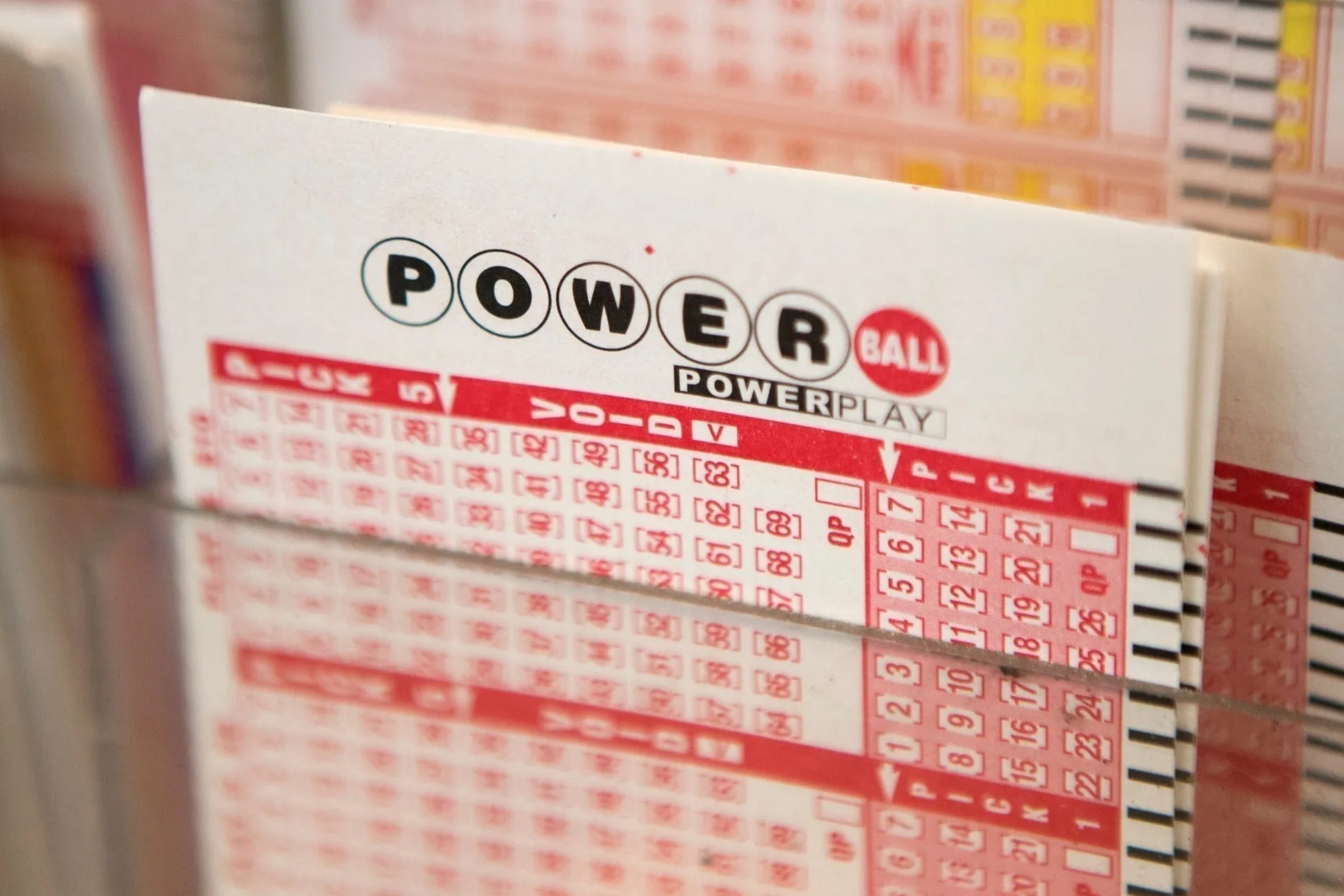 The Powerball jackpot reaches $482 million in the United States, with the next drawing set for Saturday night. (Photo: USA Today)
