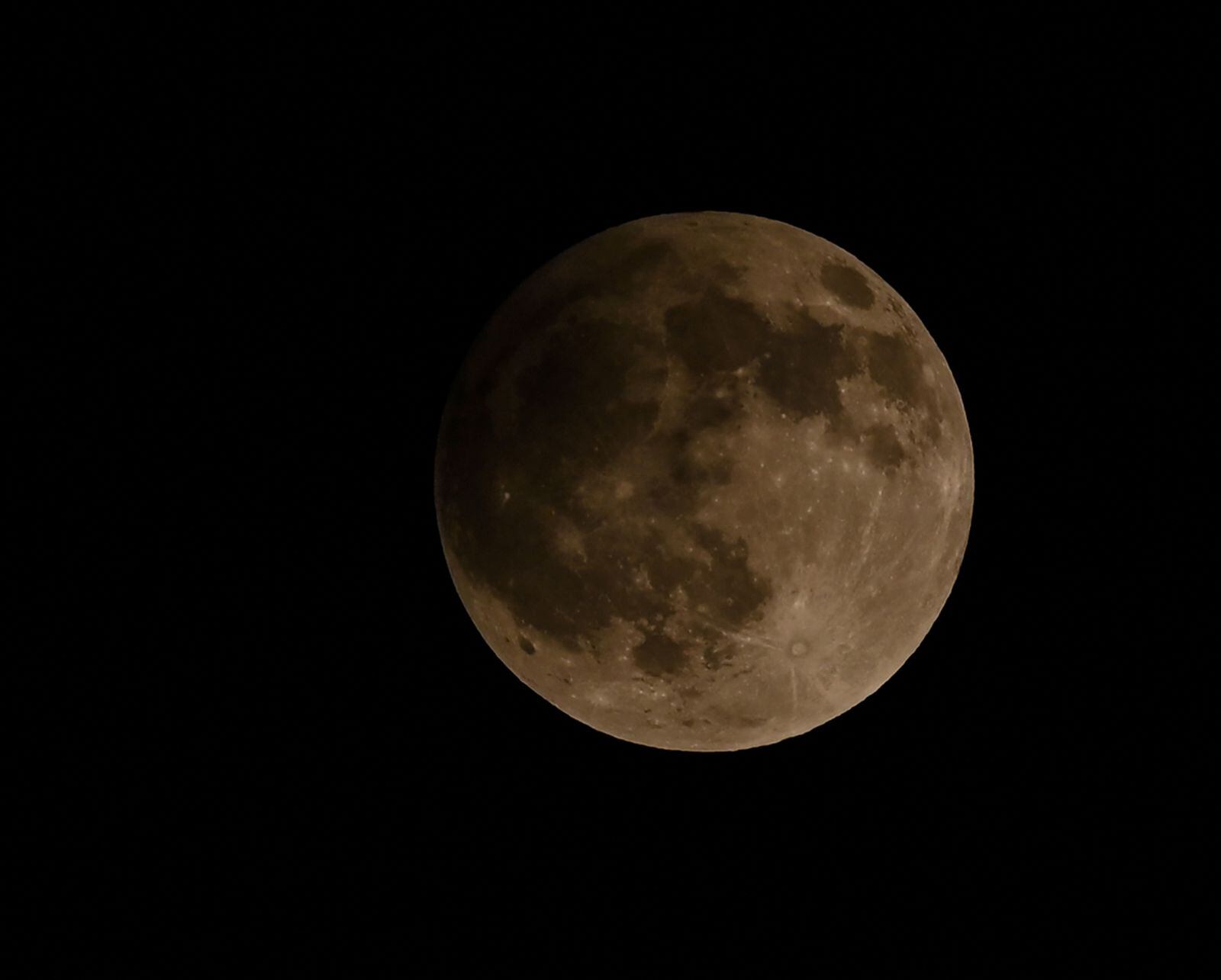 El eclipse se verá el 28 de octubre (Foto: AFP)