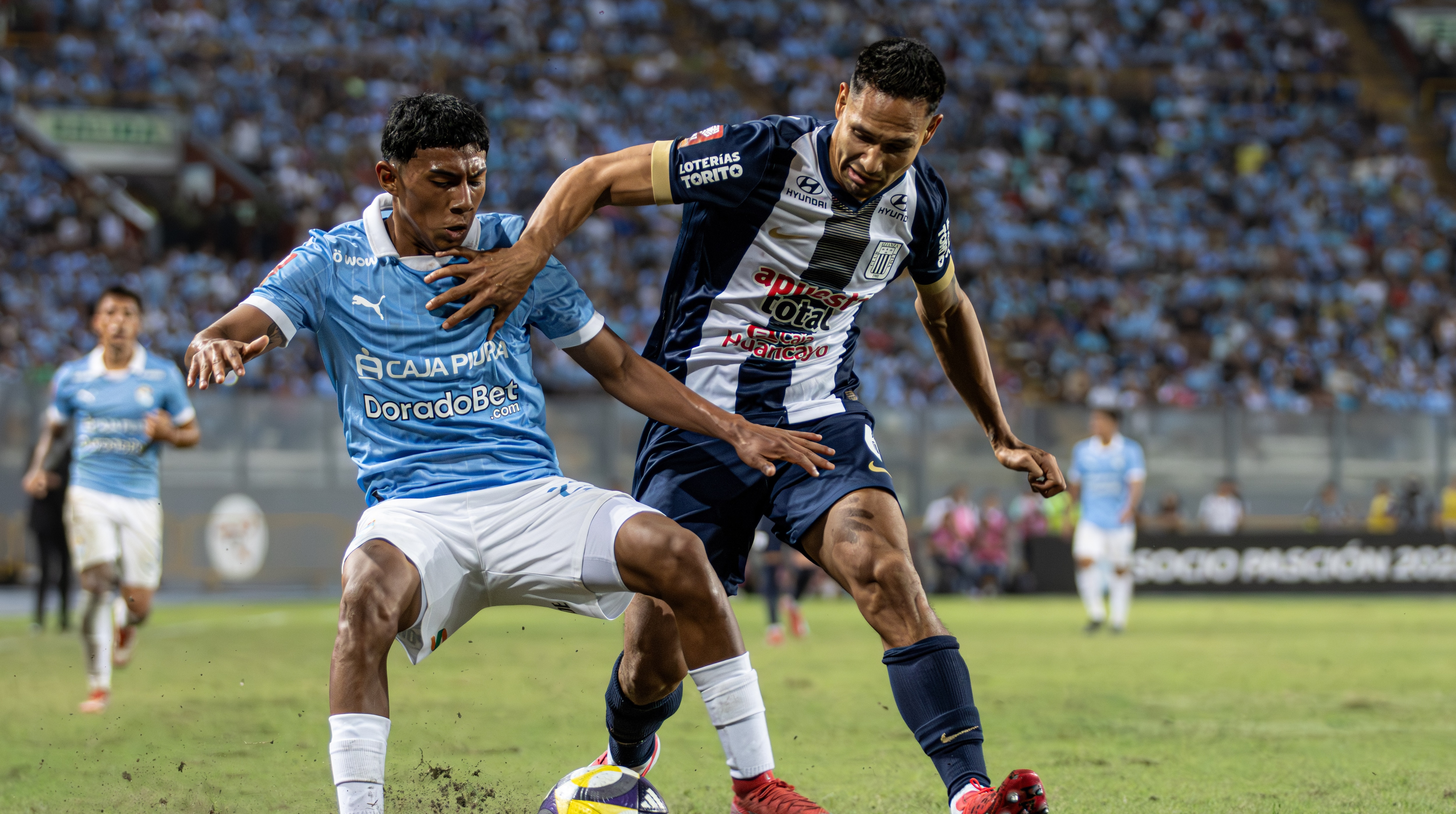 Alianza Lima recibe a Sporting Cristal en Matute. (Foto: Carla Redhead)