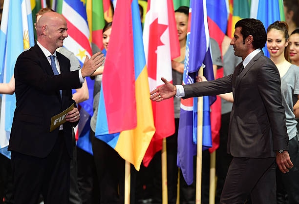 Luis Figo calificó de “deshonesto” a Gianni Infantino y exigió su renuncia. (Foto: Getty Images)