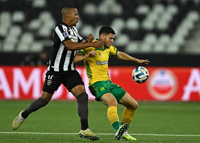 Marlon Freitas - Botafogo. (Foto: MAURO PIMENTEL / AFP)