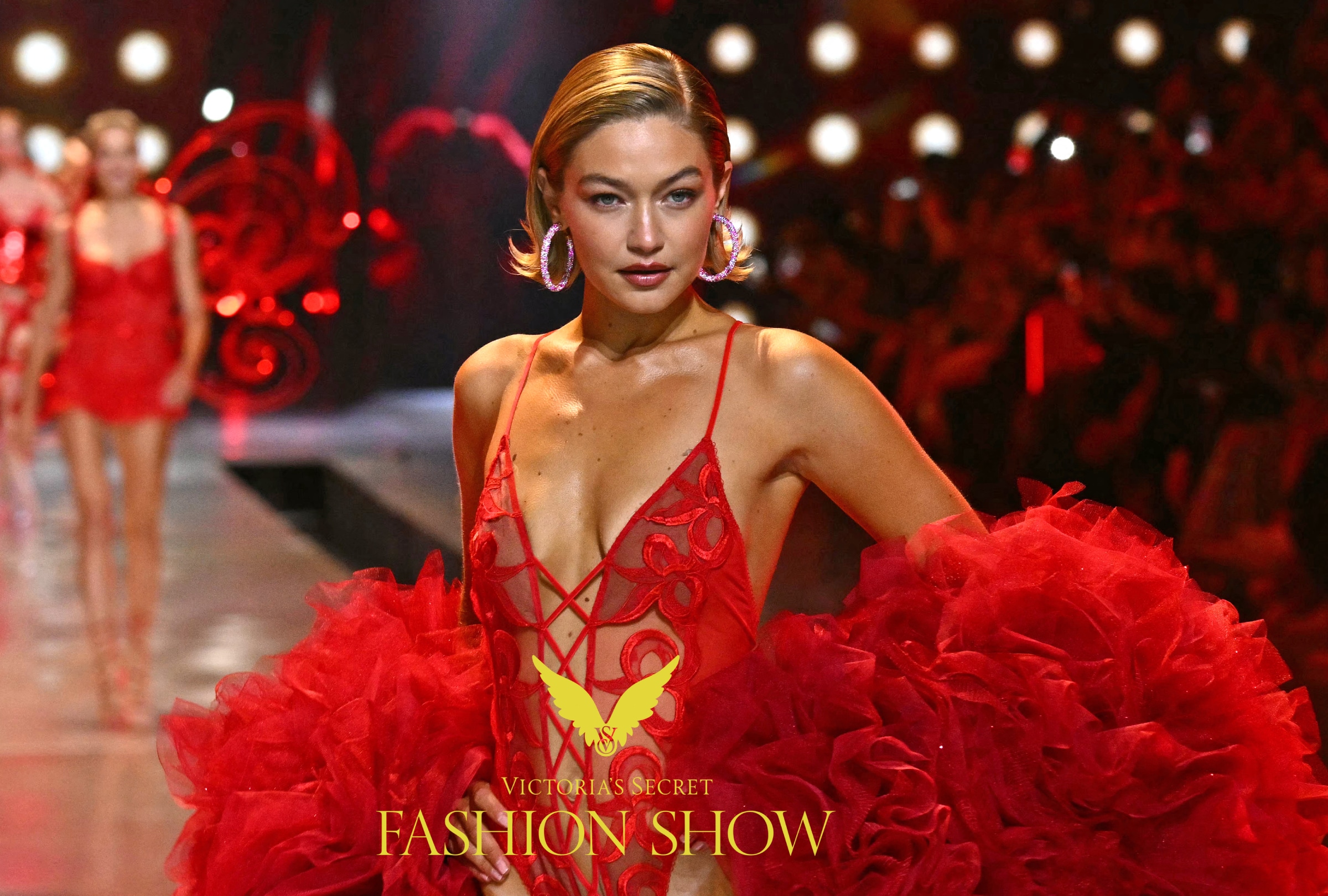 NEW YORK (USA), 10/15/2025.- These are the schedules and television channels from different countries around the world to watch the Victoria's Secret Fashion Show this Wednesday, October 15, with the world's best supermodels from New York, United States. Photo by Angela Weiss for AFP