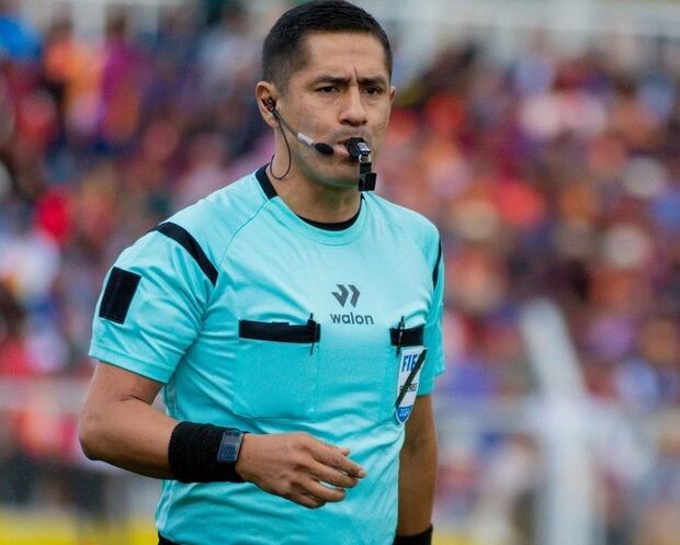 Árbitro Cartagena quedó fuera del partido entre Cusco y Vallejo.