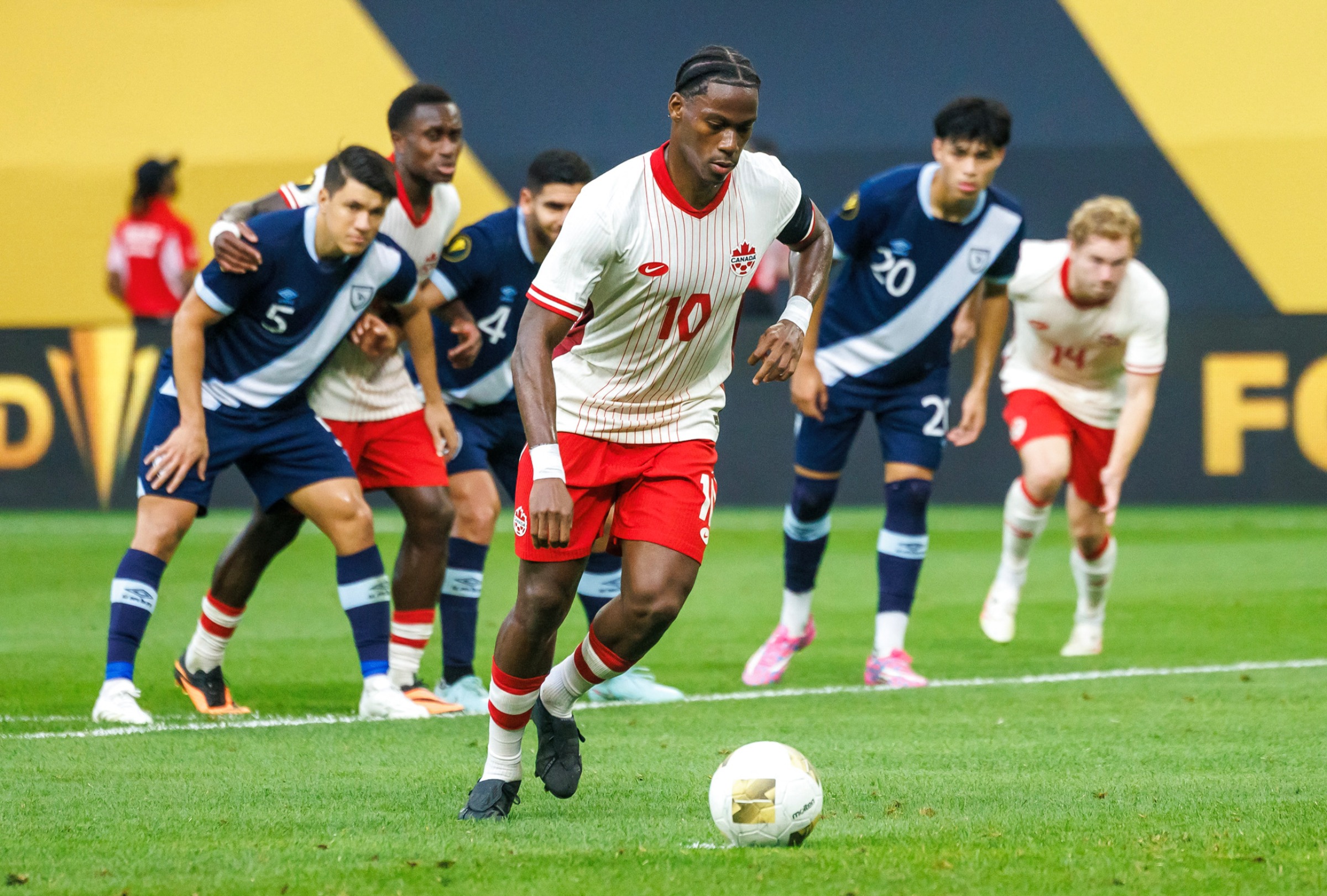 LOS ÁNGELES, CALIFORNIA (ESTADOS UNIDOS), 17/01/2026.- Lista de canales de televisión y servicios streaming para ver el partido entre Canadá y Guatemala este sábado 17 de enero por amistoso internacional rumbo al debut de la Copa del Mundo FIFA 2026 desde el BMO Stadium de Los Ángeles, California. FOTO DE KEREM YUCEL PARA DEPOR.COM