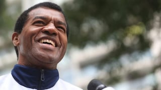 Uribe responde a críticas por ser vocero de Sporting Cristal: “De rodillas solo ante Dios”