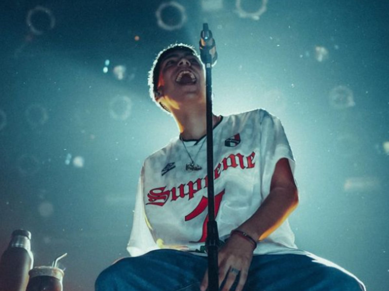 La celebridad en el escenario (Foto: Milo J / Instagram)