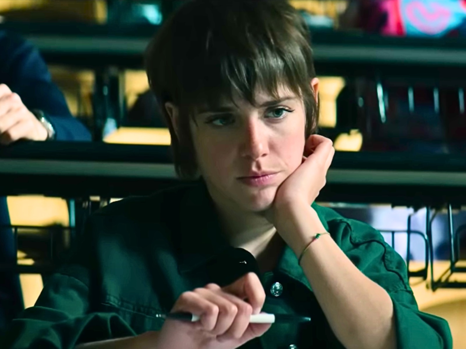 En “El club de los lectores criminales”, la actriz española Veki Velilla interpreta a Ángela (Foto: Netflix)