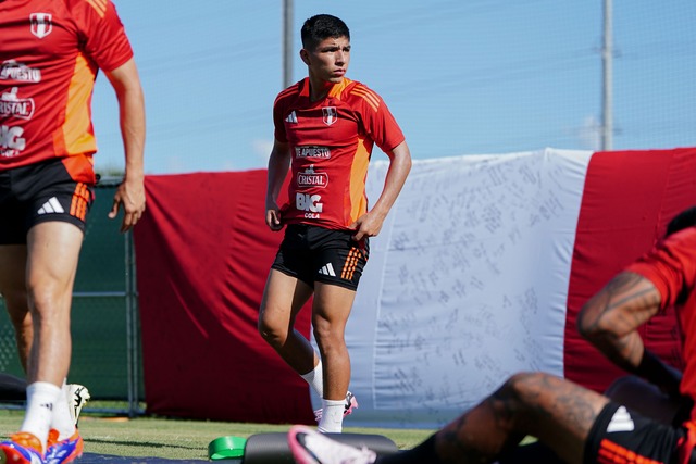 La Selección Peruana llevó a cabo su primer entrenamiento en Dallas antes de su debut en la Copa América 2024. (Foto: Bicolor).