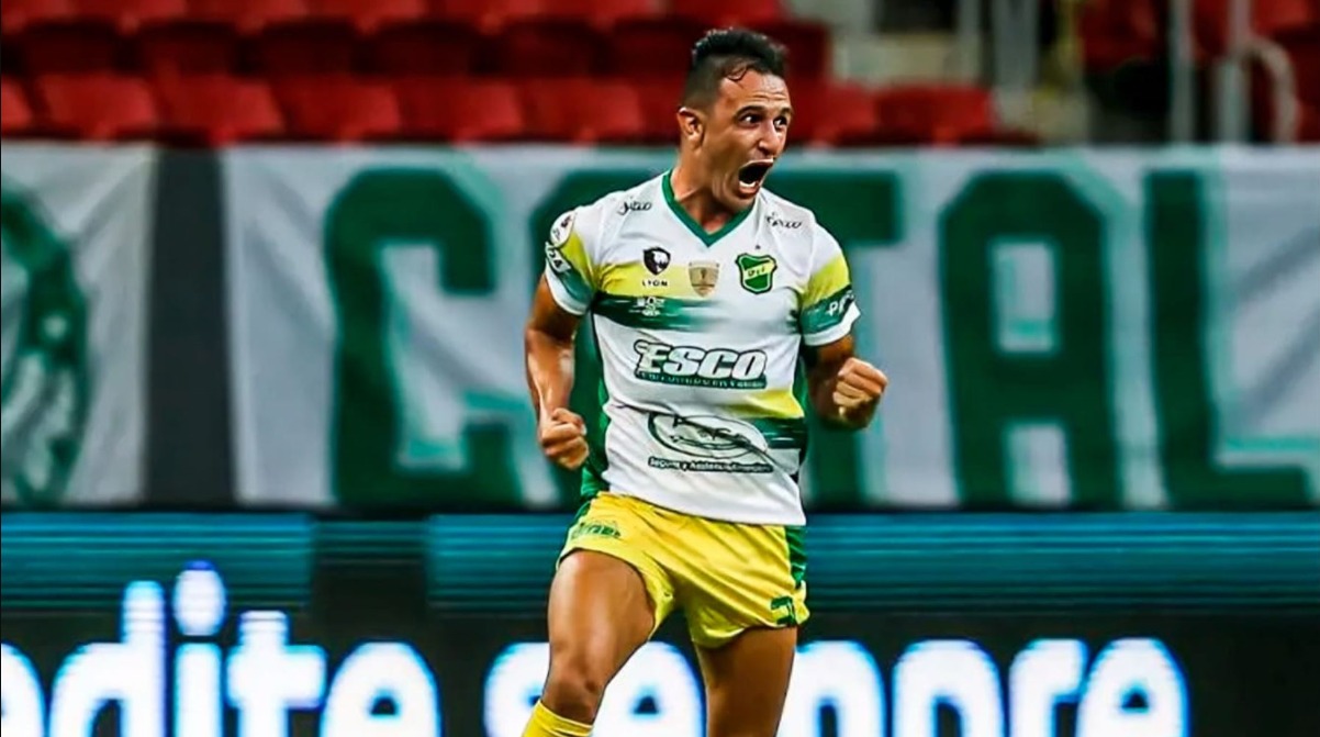 Marcelo Benítez es el nuevo refuerzo de Cienciano para la temporada 2024. (Foto: Agencias)