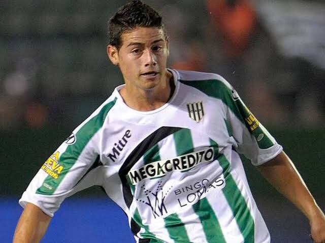 James Rodríguez podria retornar a Banfield después de 15 años (Foto: EFE)