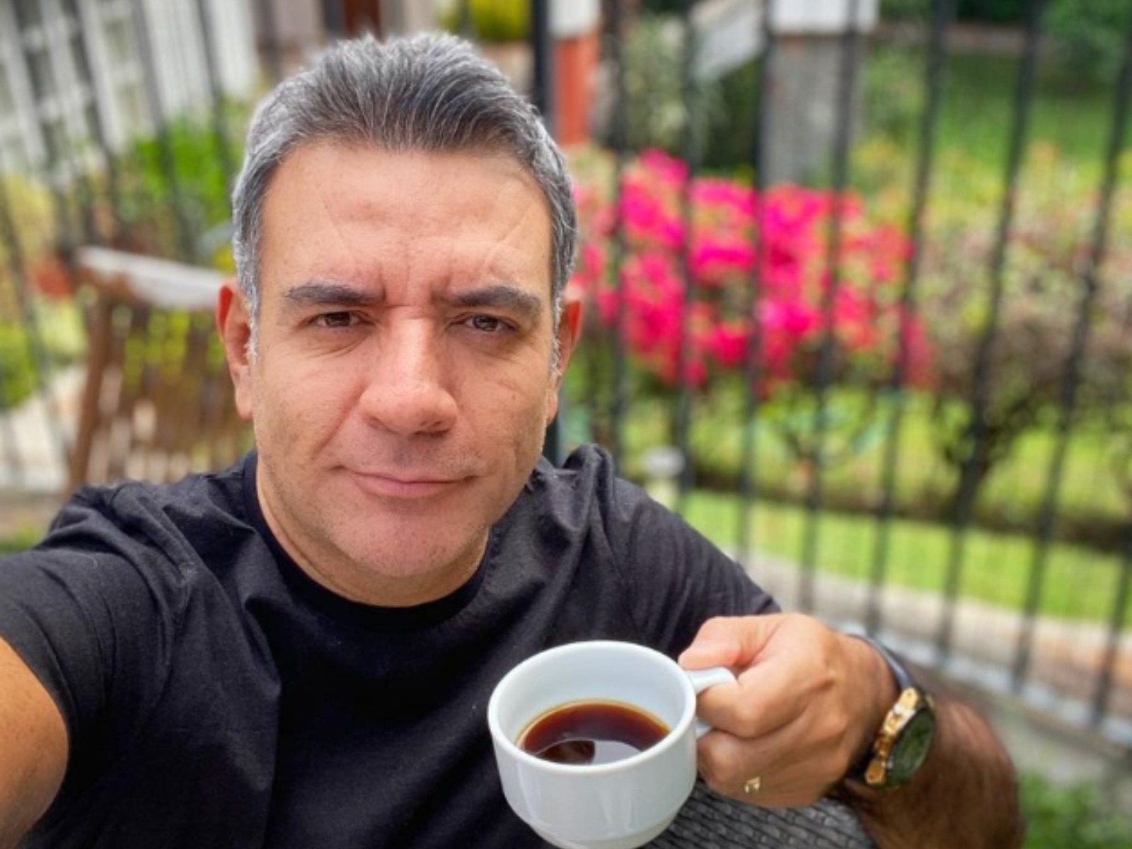 La celebridad prefirió aclarar el tema y contar lo que decidió hacer con su rostro (Foto: Héctor Sandarti / Instagram)