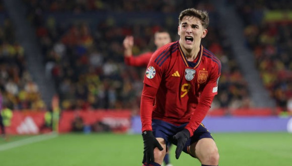 Gavi se lesionó jugando con la Selección de España. (Foto: Getty Images)