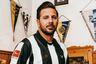 ¡Qué elegancia! Claudio Pizarro se sumó a campaña benéfica con la Bundesliga