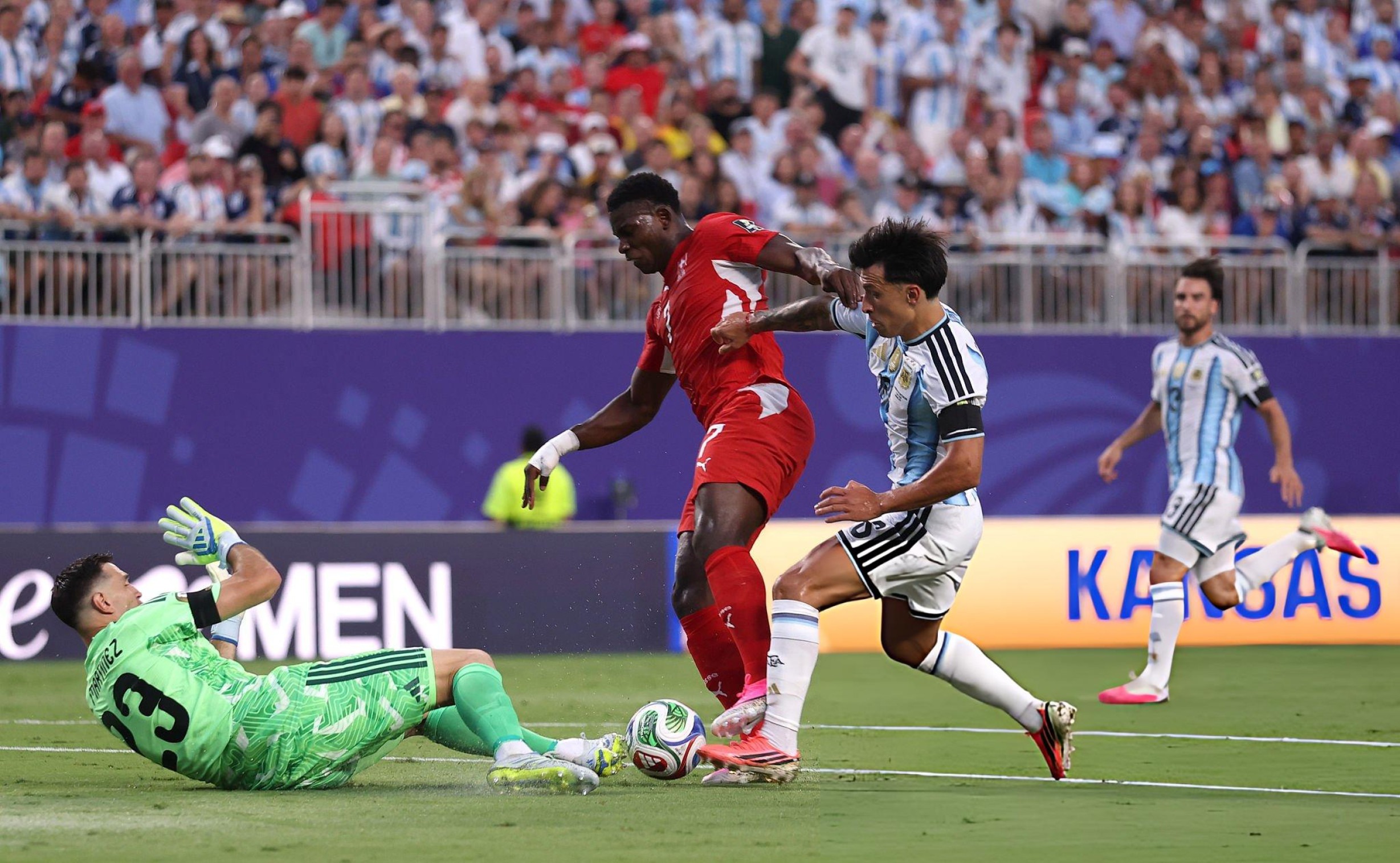 Argentina vs. Suiza se enfrentan por los cuartos de final del Mundial 2026. (Foto: Getty Images)