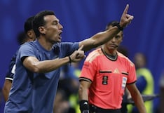 El técnico albiceleste Scaloni celebró con los brazos al cielo el agónico 2-1 sobre Inglaterra y quedó a un paso del bicampeonato.