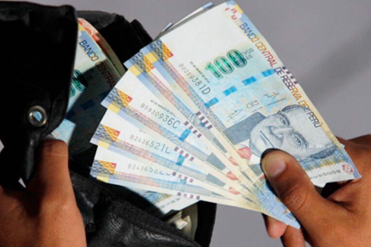 Los que cumplan los requisitos tendrán la oportunidad de retirar hasta 4 UIT, lo que se traduce en 20.600 soles (Foto: Andina)