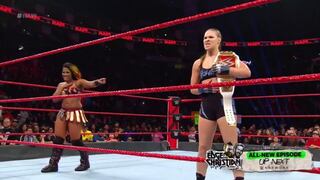 'Rowdy' en racha: Ronda Rousey y Ember Moon derrotaron a Nia Jax y Tamina en RAW [VIDEO]