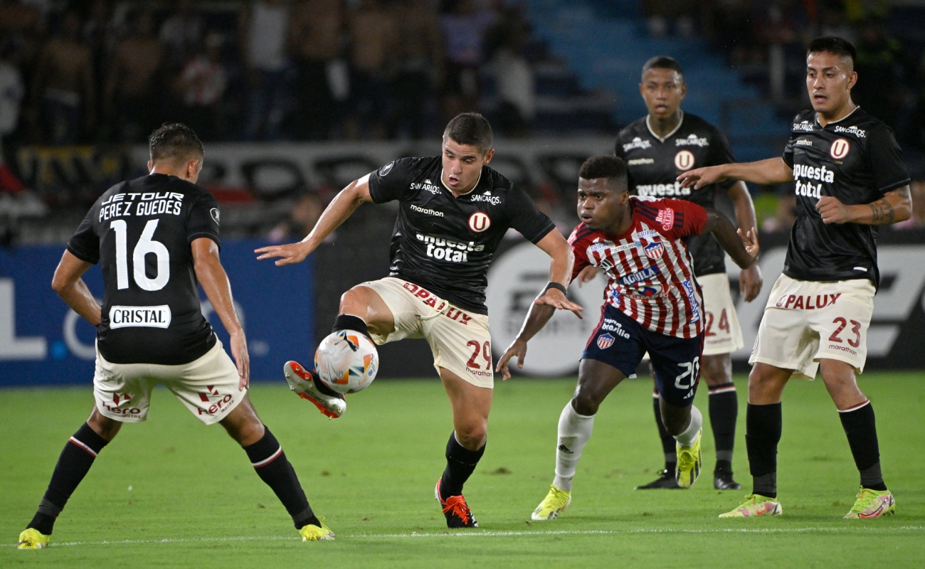 Universitario, la garra y el equipo: ¿qué destacar del empate 1-1 ante Junior en Barranquilla? (Foto: AFP)