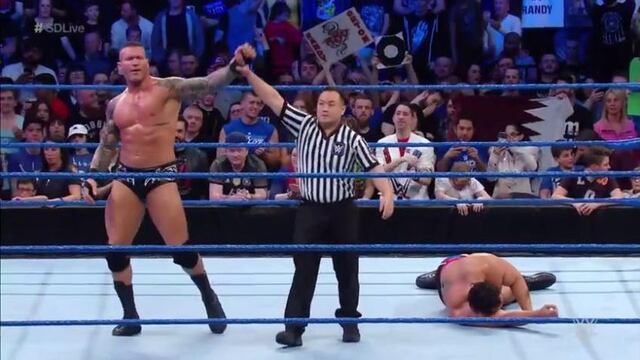 Lo verá desde afuera: Orton venció a Rusev y le quitó la opción de ser parte del equipo de SmackDown [VIDEO]